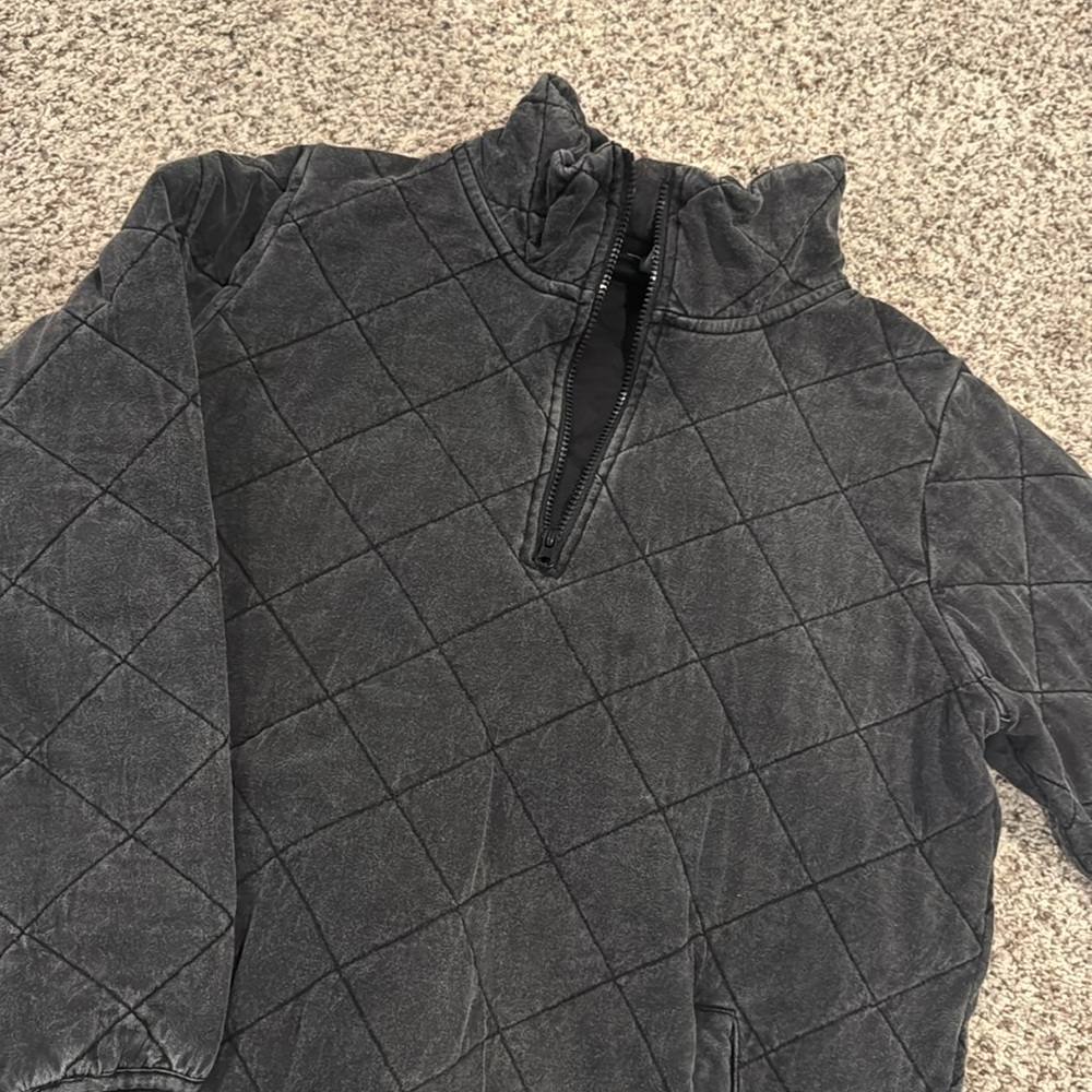Black Quilted Pullover Jacket - image 2